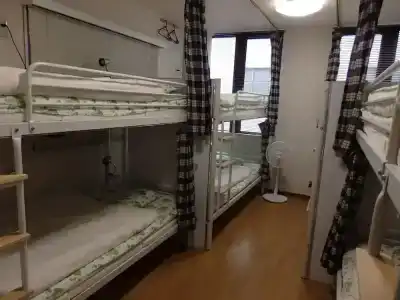 Backpacker's Mini House - 18