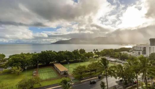 Rydges Esplanade - 130