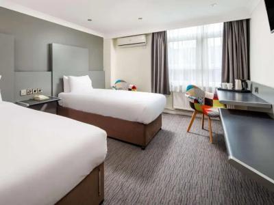 Mercure Abbots Well - 90