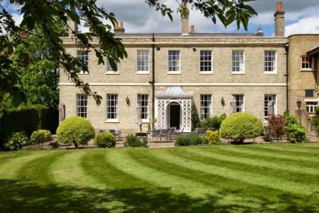 London Chigwell Prince Regent, BW Signature Collection - 30