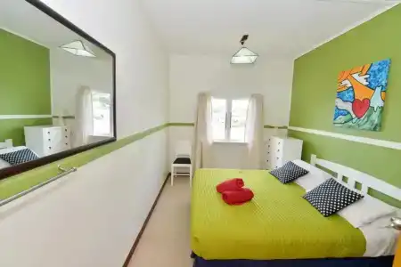 Ducks & Drakes Boutique & Backpackers - 32