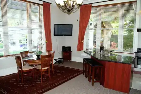 Merivale Manor - 73