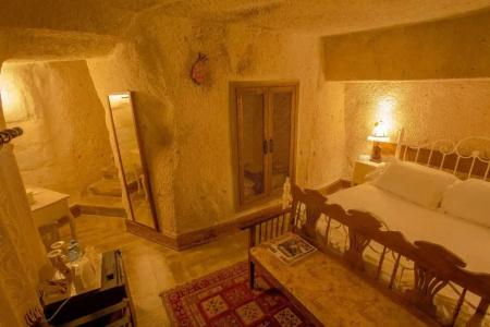 Minia Cave - 37