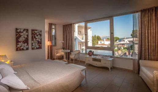 The Pelican Beach Resort & Spa - Adults Only - 3