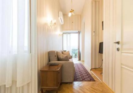 Simon's Boutique - 24