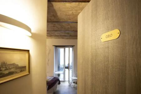 Bed & Books il Campanile - 4