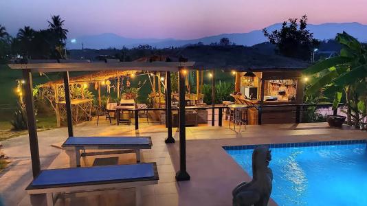 Country Retreat - 12