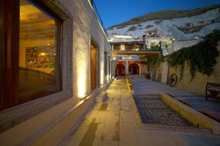 Elite Cave Suites - 26