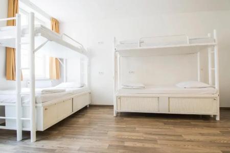 Safestay Prague Charles Bridge - 33