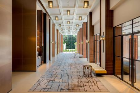 Hyatt Regency Phnom Penh - 12