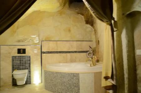 Golden Cave Suites - 134