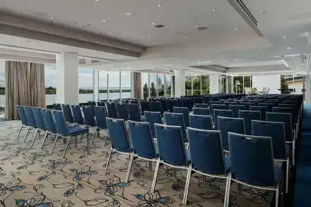Rydges - 19