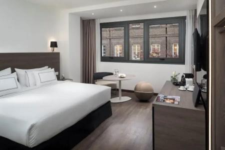 Melia Madrid Serrano - 37