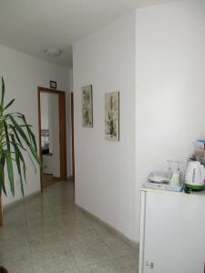 Pink Inn - 10
