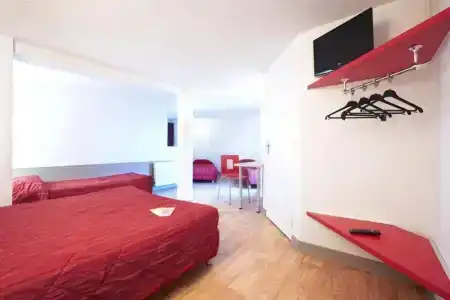 Première Classe Calais Centre-Gare - 7