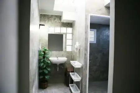 Tini Kati Hostel - 7