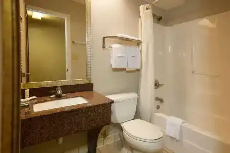 Quality Inn at Fort Gordon - 60