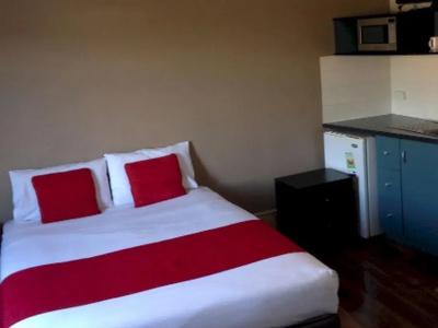 Waterfront Lodge - 18