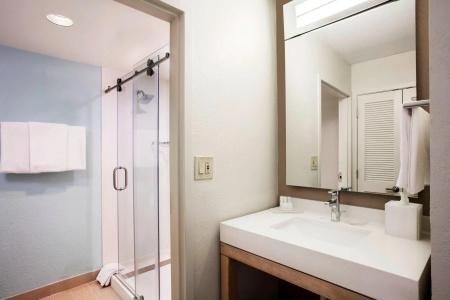 Courtyard by Marriott Barefoot Landing - 33