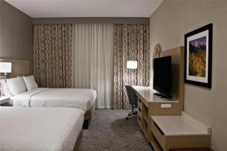 Hampton Inn & Suites Denver-Speer Boulevard - 47