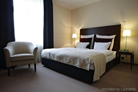 Metropolitan by Flemings - 2
