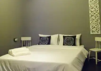 Luang Poj Boutique - 3