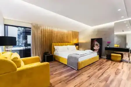 La Suite Boutique - 249