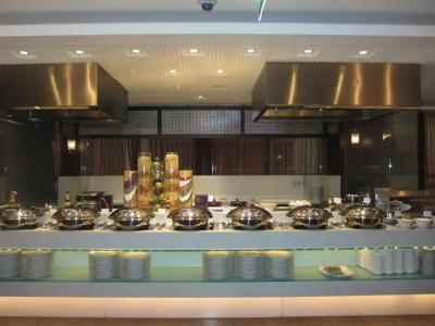 Centro Al Manhal by Rotana - 14