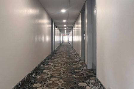 Econo Lodge Village - 41