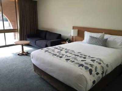 Bell Tower Inn - 35