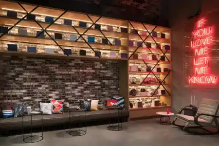 Moxy San Diego Gaslamp Quarter - 9