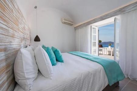 Athina Luxury Suites - 64