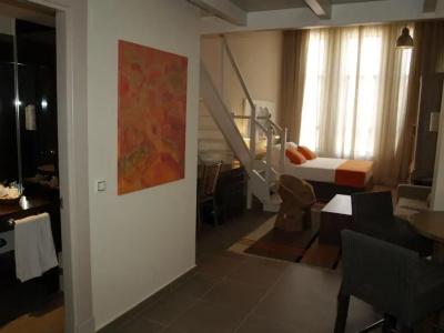 Eco Alcalá Suites - 52