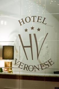 Veronese - 33