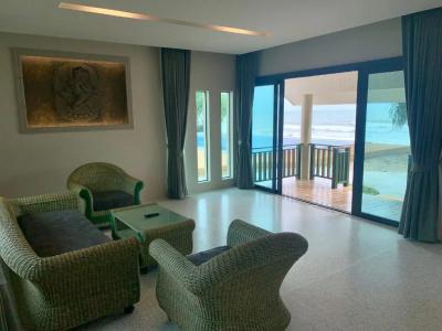 Wis Beach Khanom - 2