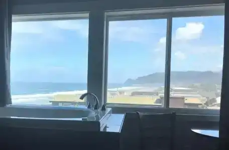 Starfish Manor Oceanfront - 112