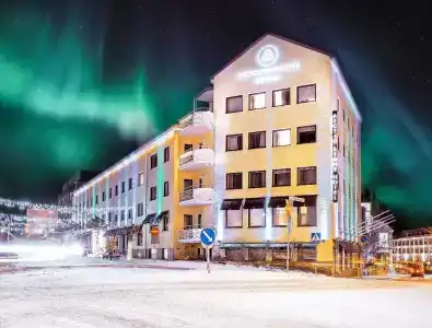 Arctic Light - 1