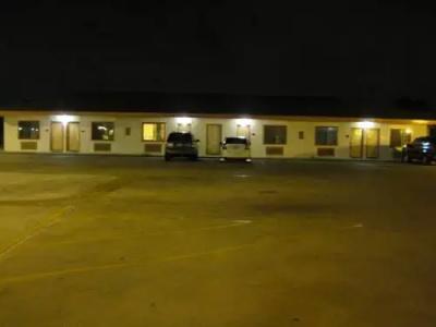 Pinn Road Inn and Suites Lackland AFB and Seaworld - 13