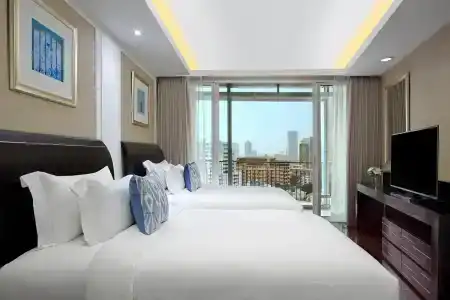 Dusit Suites Ratchadamri, Bangkok - 1