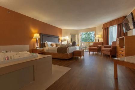 Coast Hillcrest - 78