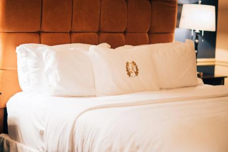 The Remington Suite and Spa - 4