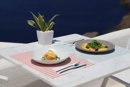 Rocabella Santorini & Spa - 11