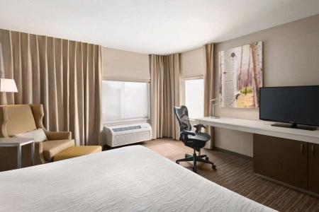 Hilton Garden Inn - 43