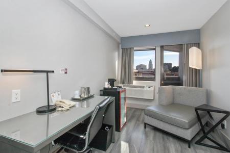 Best Western Plus Dragon Gate Inn - 43