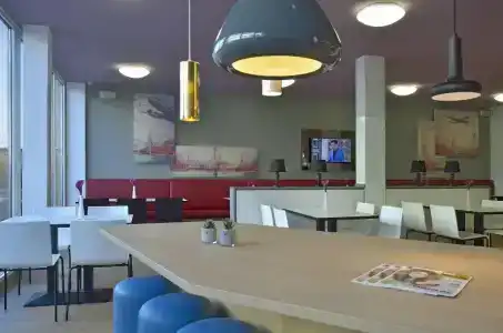 B&B Düsseldorf-Airport - 24