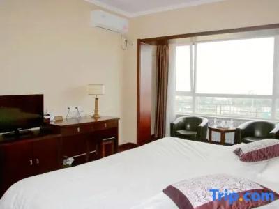 Qingdao Meteorological Holiday - 85