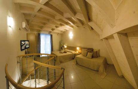 Continental & Residence - 9