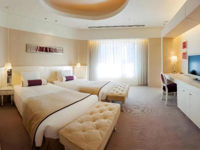 Elsereine Osaka - 25