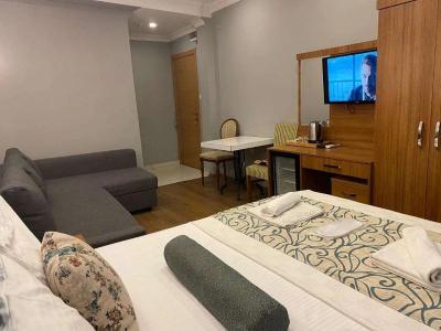 Riverland Suites - 20