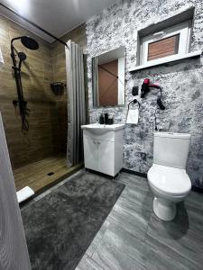 Grey House - 12